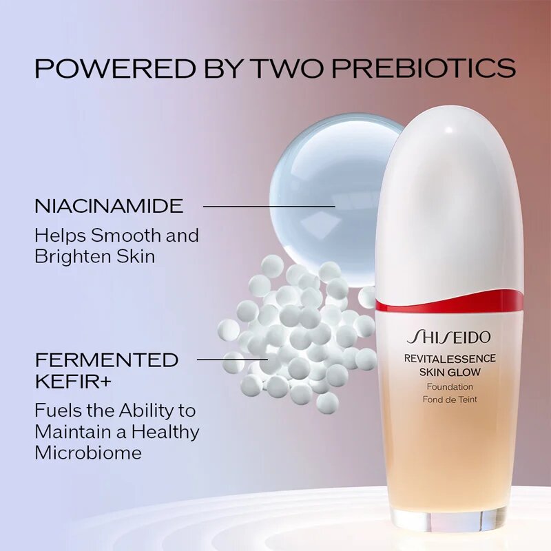 Shiseido Revitalessence Skin Glow Foundation лек фон дьо тен с озаряващ ефект SPF 30 цвят Birch 30 мл.