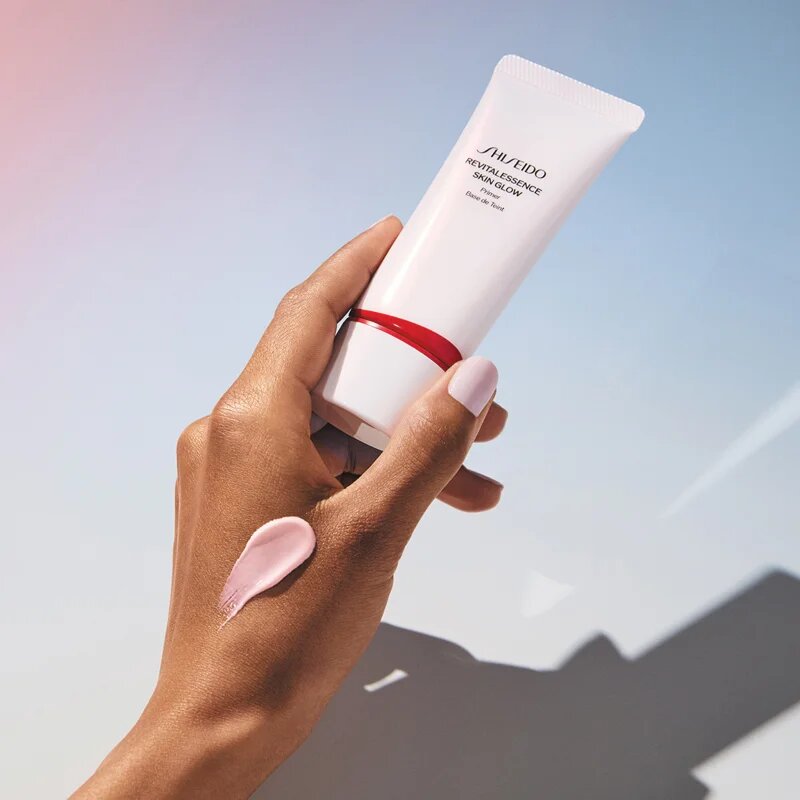 Shiseido Revitalessence Skin Glow Primer озаряваща база SPF 25 30 мл.