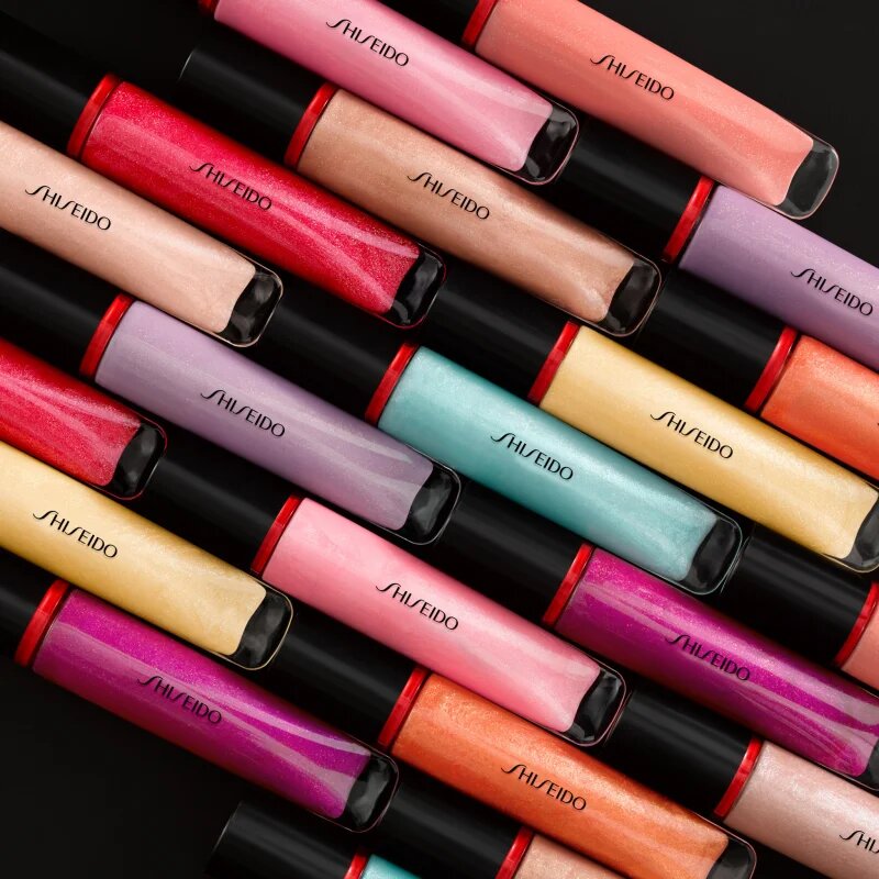 Shiseido Shimmer GelGloss блясък за устни с блестящи частици с хидратиращ ефект цвят 03 Kurumi Beige 9 мл.