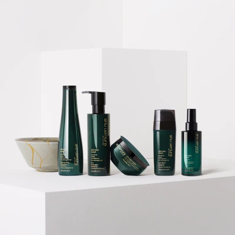 Shu Uemura Ultimate Reset шампоан за боядисана химически третирана и изрусявана коса 300 мл.