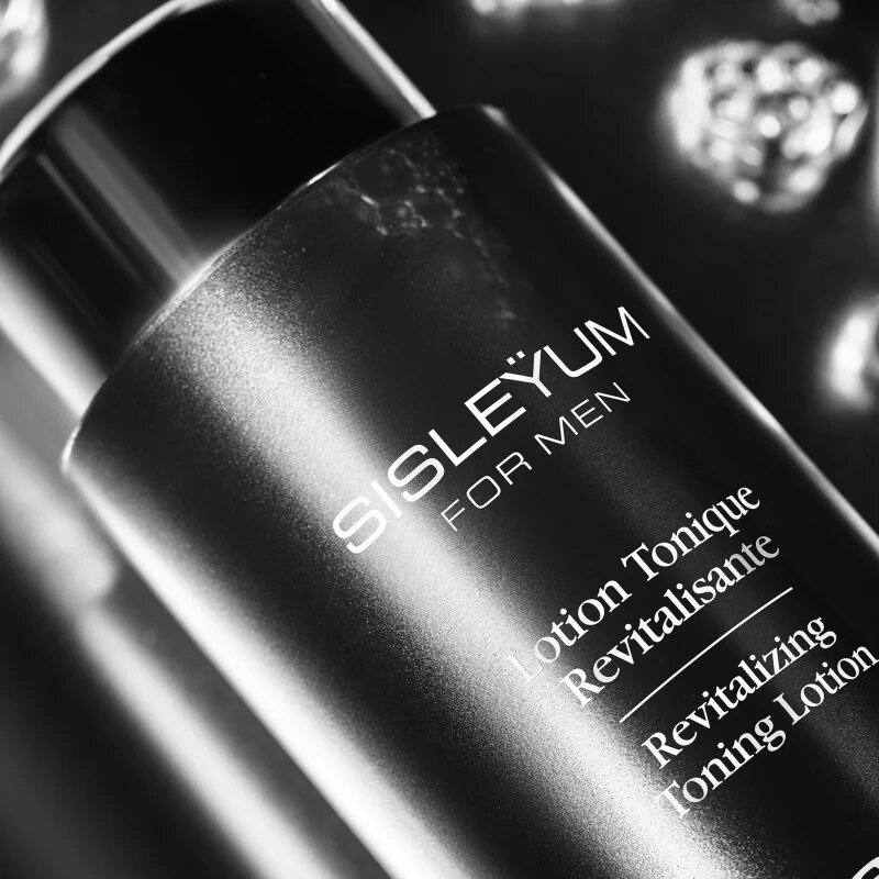 Sisley Sisleÿum Revitalizing Toning Lotion тонизираща вода за лице възстановяващ кожната бариера за мъже 150 мл.