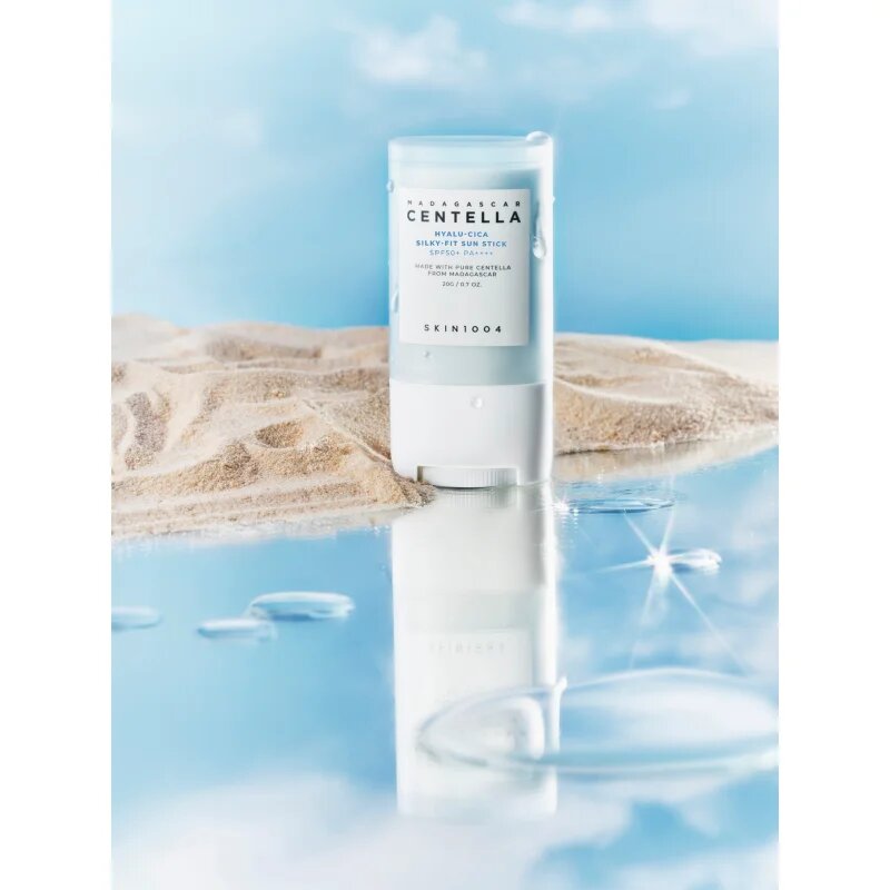 SKIN1004 Madagascar Centella Hyalu-Cica Silky-Fit Sun Stick защитен хидратиращ стик SPF 50+ 20 гр.