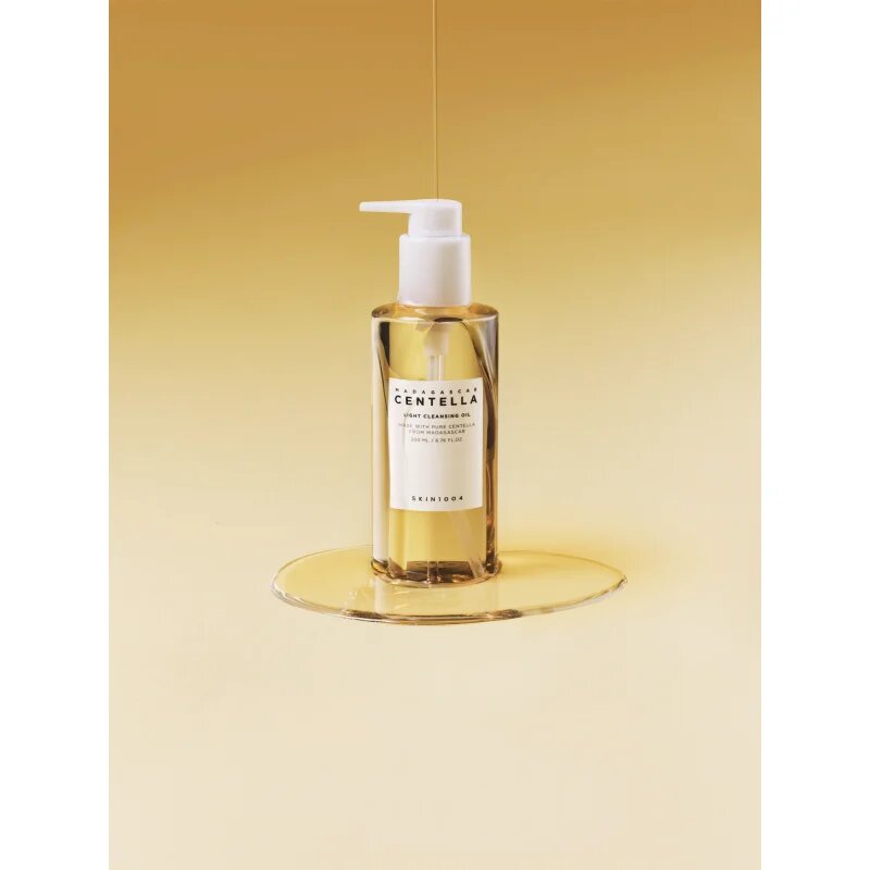 SKIN1004 Madagascar Centella Light Cleansing Oil почистващо и премахващо грима масло с успокояващ ефект 200 мл.