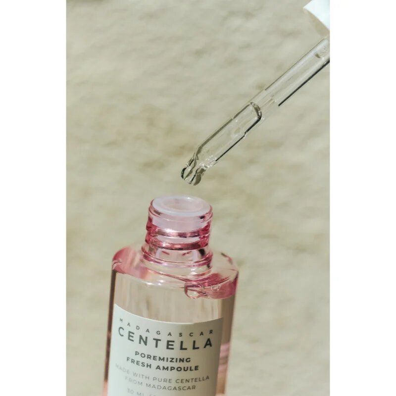 SKIN1004 Madagascar Centella Poremizing Fresh Ampoule детоксикиращ серум за лице за изглаждане на кожата и минимизиране на порите 30 мл.
