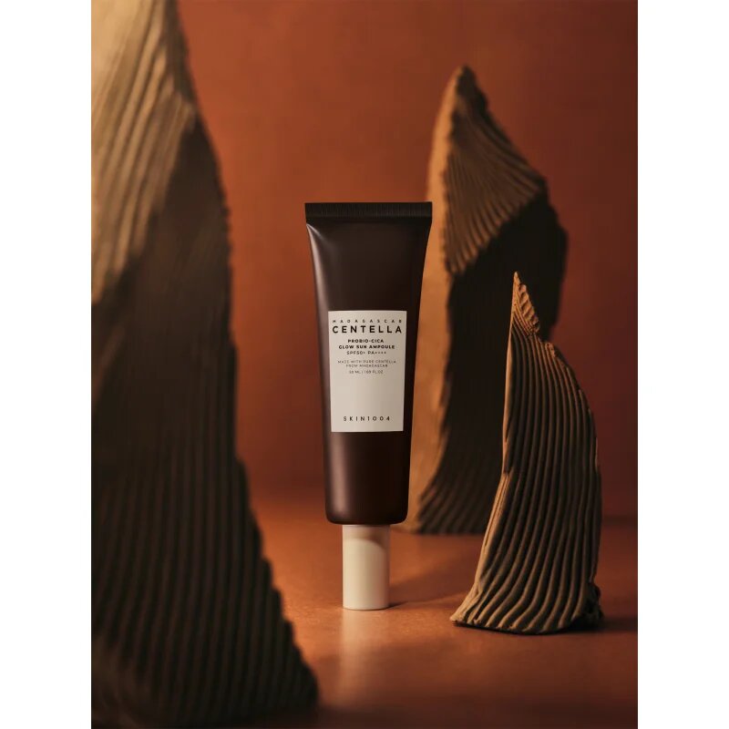 SKIN1004 Madagascar Centella Probio-Cica Glow Sun Ampoule защитен серум възстановяващ кожната бариера SPF 50+ 50 мл.