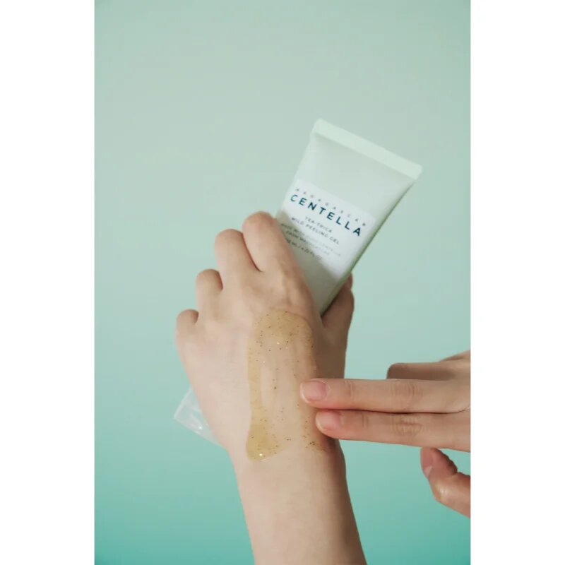 SKIN1004 Madagascar Centella Tea-Trica Mild Peeling Gel ексфолиращ гел с успокояващ ефект 125 мл.