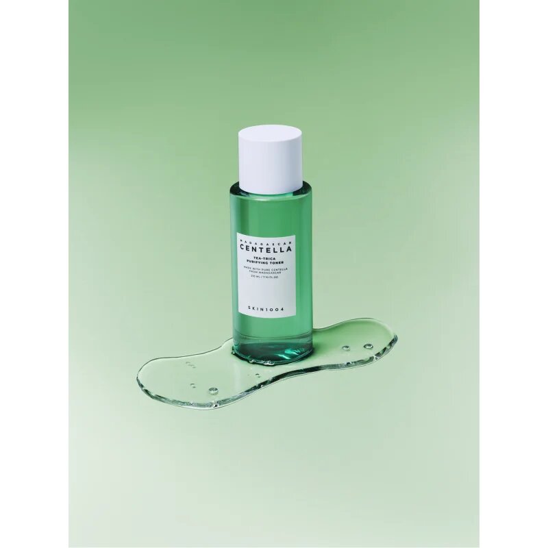 SKIN1004 Madagascar Centella Tea-Trica Purifying Toner дълбоко почистващ тоник за изглаждане на кожата и минимизиране на порите 210 мл.