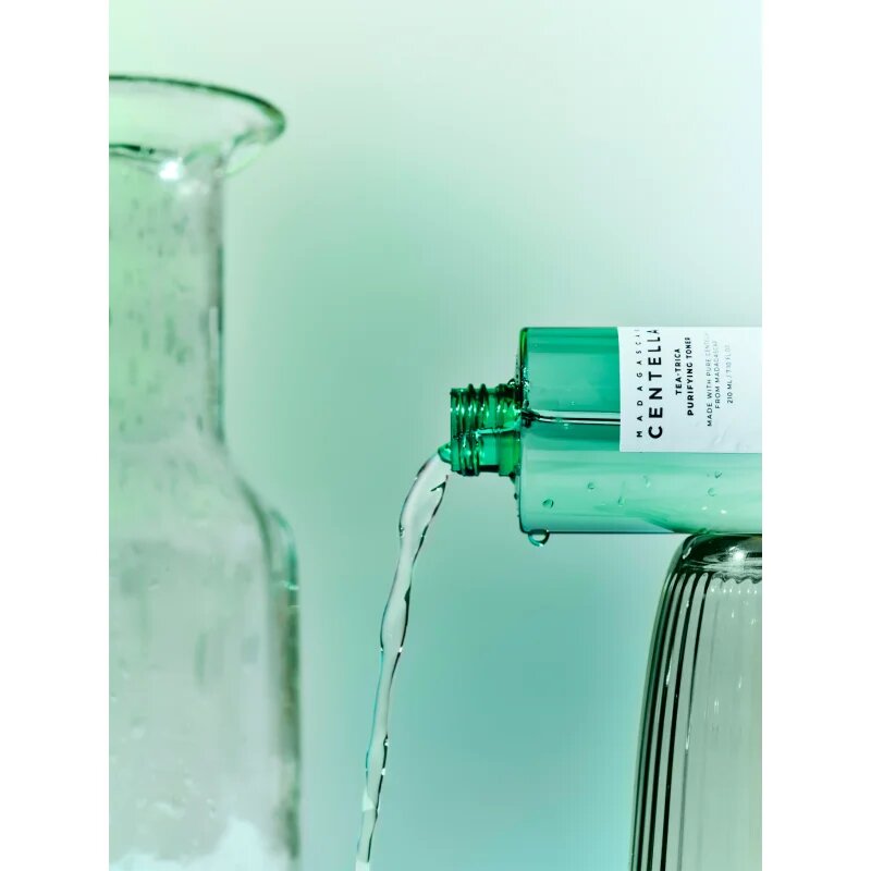 SKIN1004 Madagascar Centella Tea-Trica Purifying Toner дълбоко почистващ тоник за изглаждане на кожата и минимизиране на порите 210 мл.