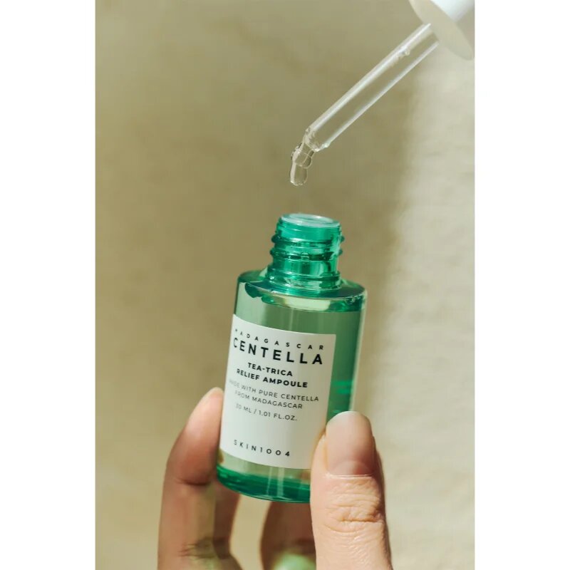 SKIN1004 Madagascar Centella Tea-Trica Relief Ampoule успокояващ серум за лице за проблемна кожа акне 30 мл.