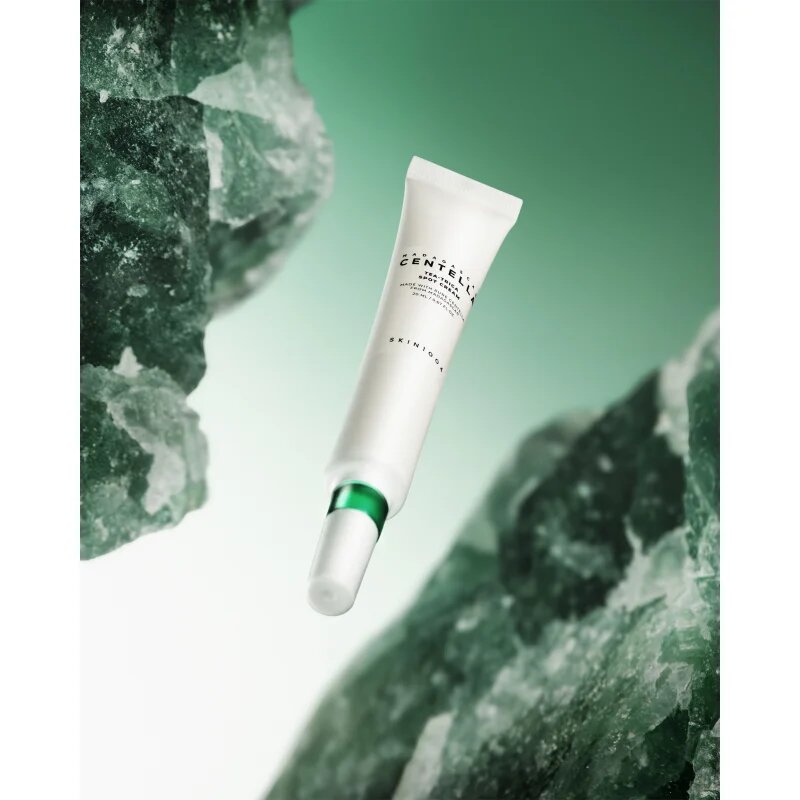 SKIN1004 Madagascar Centella Tea-Trica Spot Cream локална грижа против акне с успокояващ ефект 20 мл.