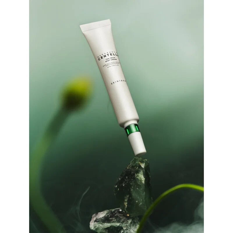 SKIN1004 Madagascar Centella Tea-Trica Spot Cream локална грижа против акне с успокояващ ефект 20 мл.