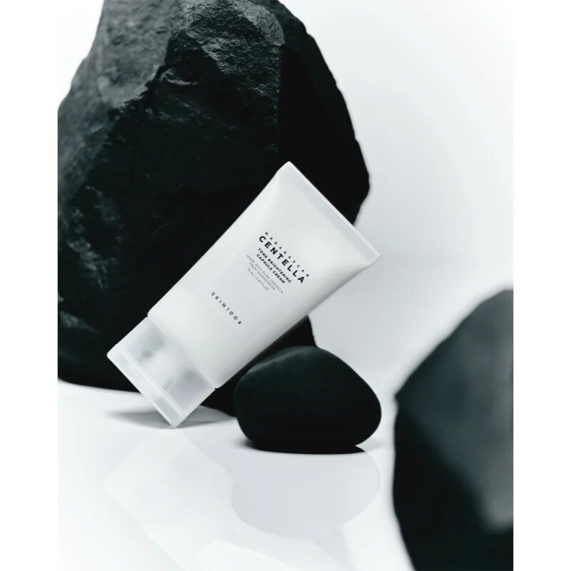 SKIN1004 Madagascar Centella Tone Brightening Capsule Cream ревитализиращ и озаряващ крем с успокояващ ефект 75 мл.