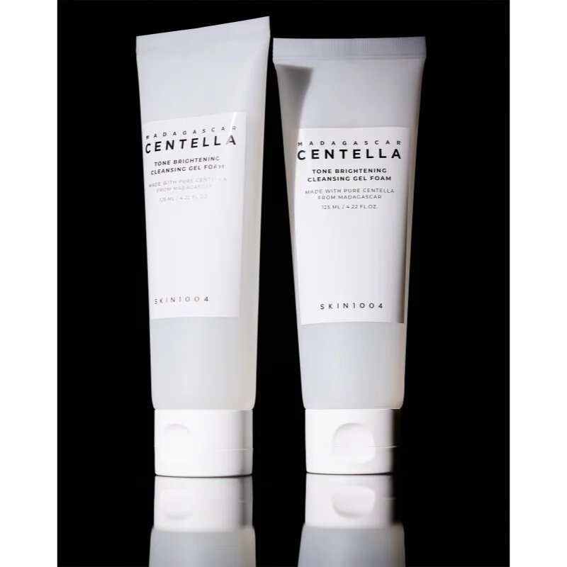 SKIN1004 Madagascar Centella Tone Brightening Cleansing Gel Foam пенлив почистващ гел за освежаване и хидратация 125 мл.