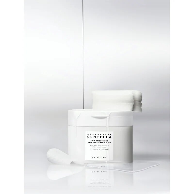 SKIN1004 Madagascar Centella Tone Brightening Dark Spot Ampoule Pad тонизиращи възглавнички Против тъмни петна 60 бр.
