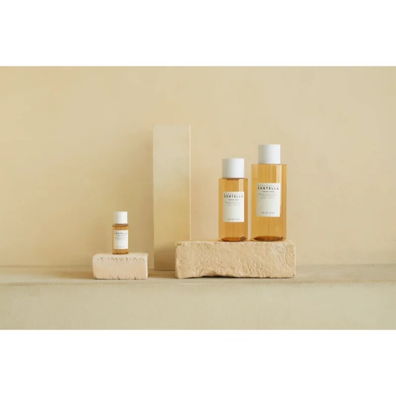 SKIN1004 Madagascar Centella Toning Toner нежен ексфолиращ тоник за чувствителна кожа на лицето 30 мл.