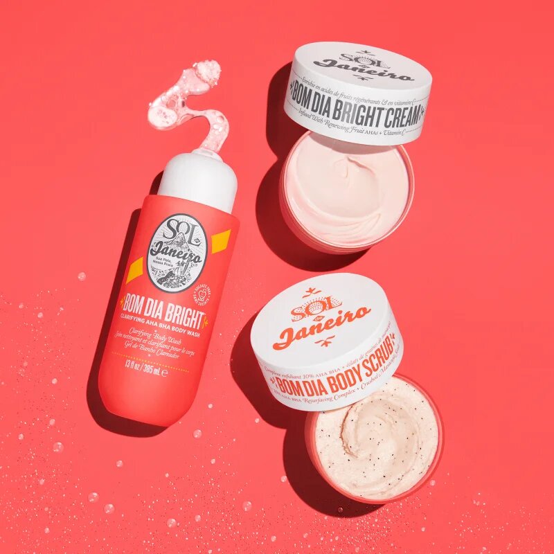 Sol de Janeiro Bom Dia™ Body Scrub изглаждащ пилинг за тяло 220 гр.