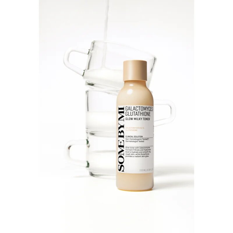 Some By Mi Galactomyces Glutathione Glow Milky Toner омекотяващ и хидратиращ тонер за озаряване на лицето 200 мл.