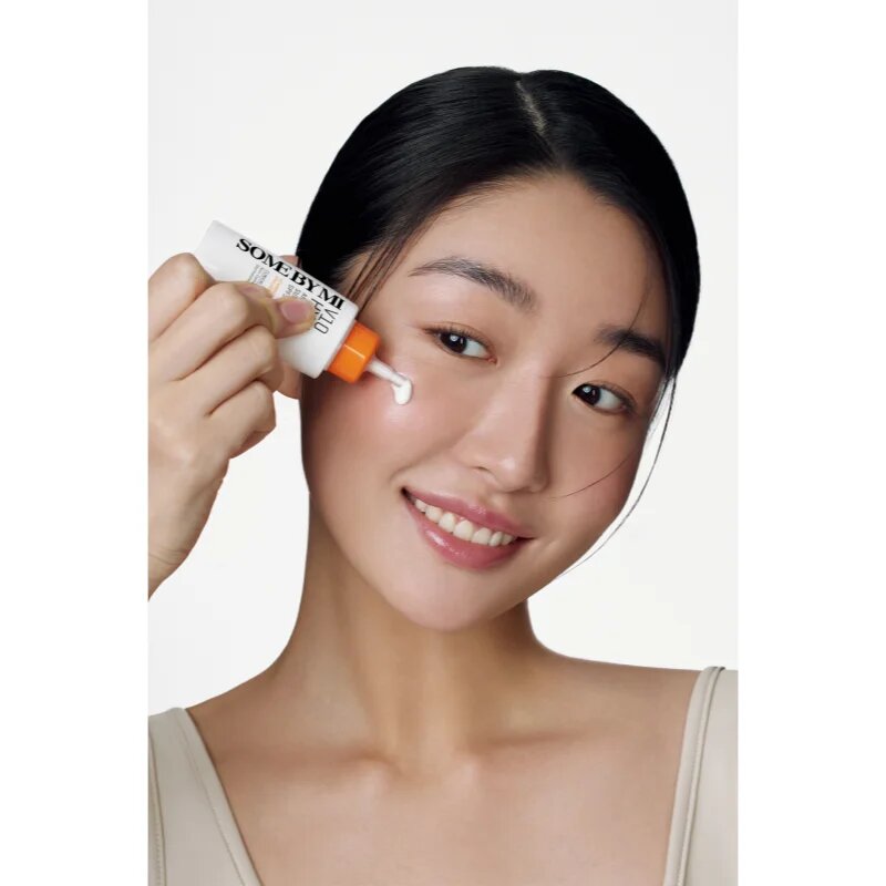 Some By Mi V10 Hyal Antioxidant Sunscreen интензивен успокояващ и защитен крем SPF 50+ 40 мл.