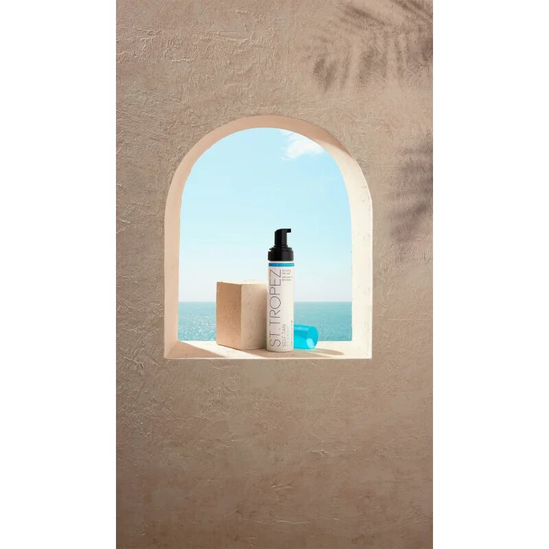 St.Tropez Self Tan Classic автобронзираща пяна за постепенен дълготраен тен 240 мл.