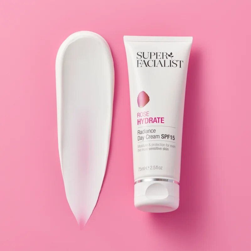 Super Facialist Rosehip Hydrate дневен хидратиращ и защитен крем SPF 15 75 мл.