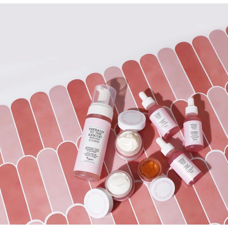 theBalm To The Rescue® Complexion озаряващ серум за лице с успокояващ ефект 30 мл.