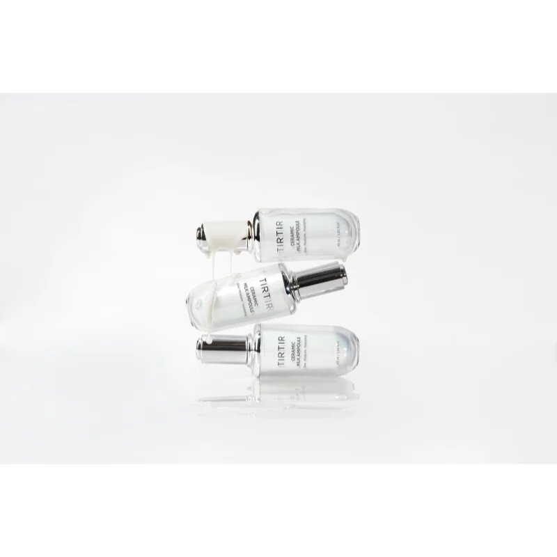 TIRTIR Ceramic Milk Ampoule хидратиращ серум за лице за озаряване на лицето 40 мл.