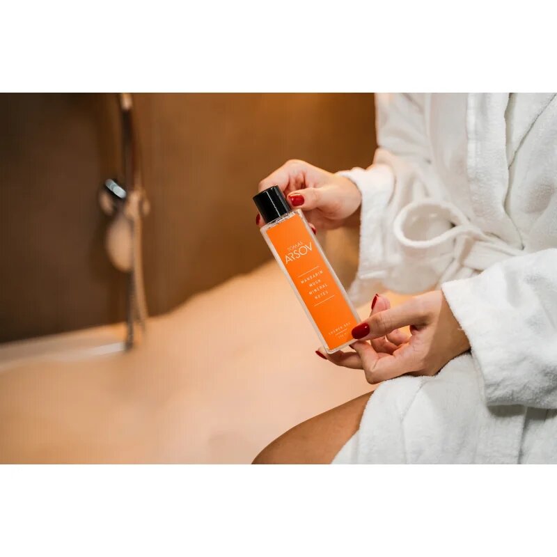 Tomas Arsov Mandarin Musk Mineral Notes Shower gel парфюмиран душ гел с аромат Mandarin 200 мл.