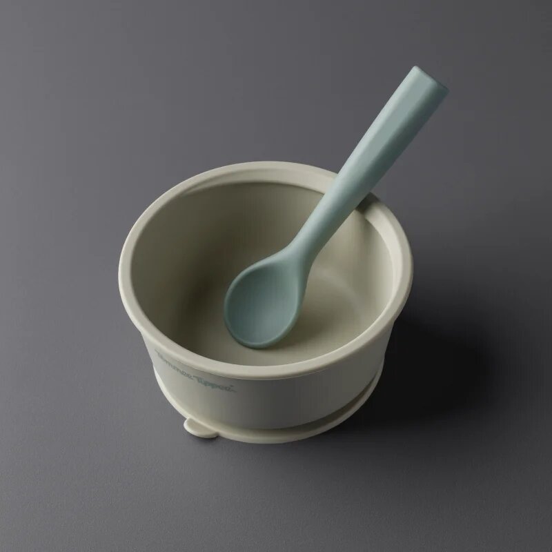 Tommee Tippee EasiStick™ Silicone Bowl & Spoon силиконова купичка с вендуза 4m+ Green 1 бр.