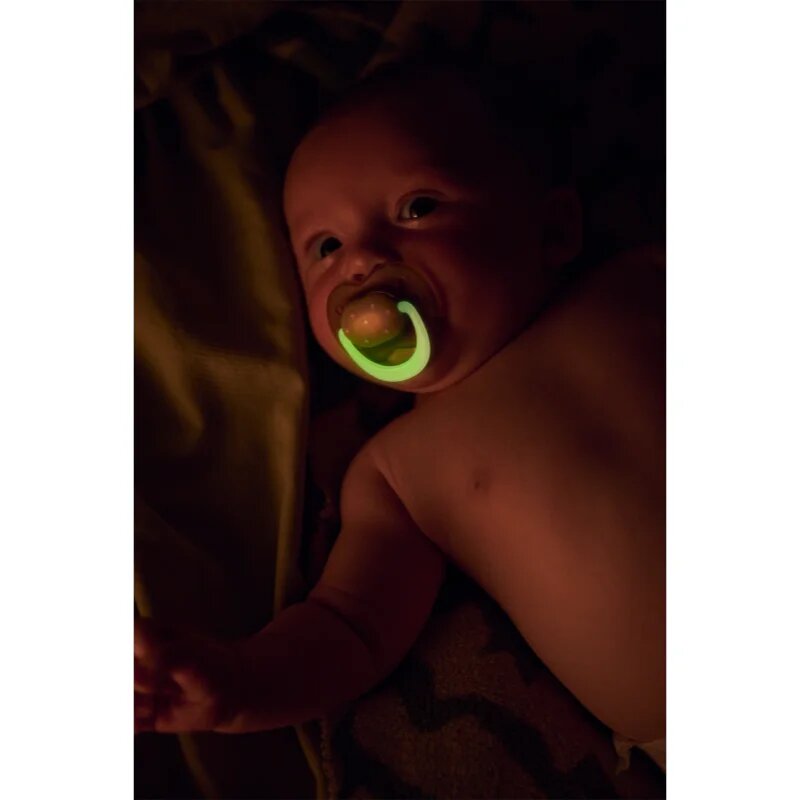 Tommee Tippee NightGlow Soother 0-6m биберон Boy 2 бр.