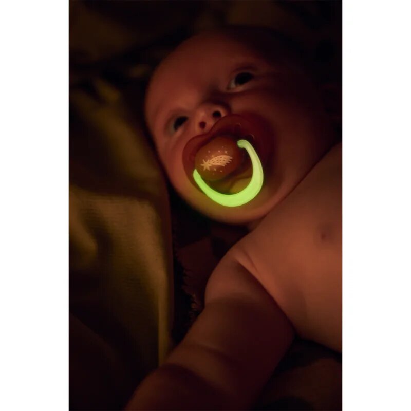 Tommee Tippee NightGlow Soother 18-36m биберон Boy 2 бр.