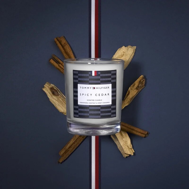 Tommy Hilfiger Home Collection Spicy Cedar свещ 180 гр.