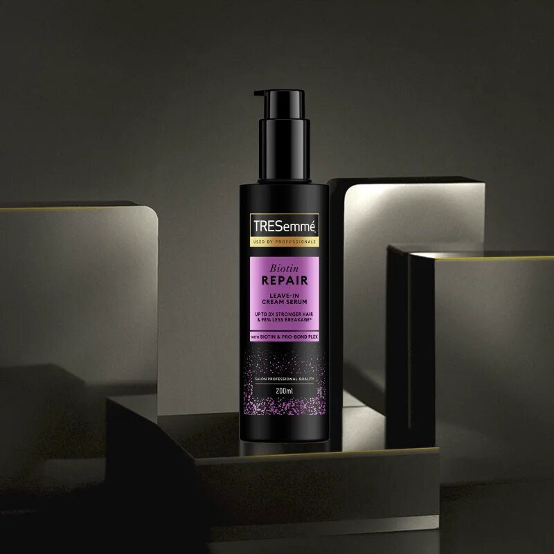 TRESemmé Biotin Repair Leave-In Cream Serum кремообразен серум за постигане на съвършен вид на косата 200 мл.