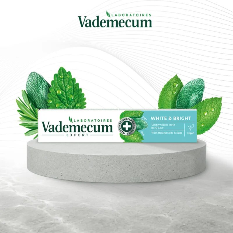 Vademecum Expert White & Bright избелваща паста 75 мл.