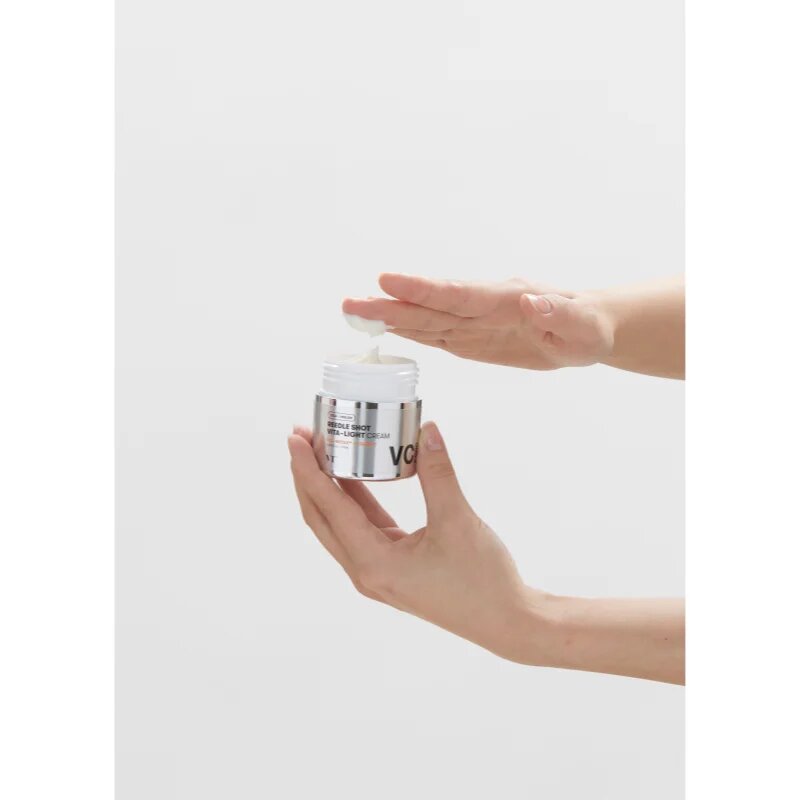 VT Cosmetics Reedle Shot Vita-Light Cream хидратиращ и успокояващ крем против признаци на стареене 50 мл.
