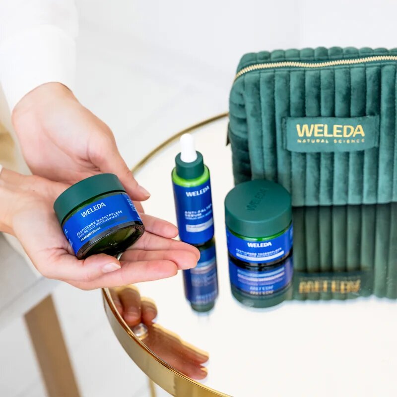Weleda Blue Gentian Contouring Ritual подаръчен комплект за подмладяване на кожата на лицето