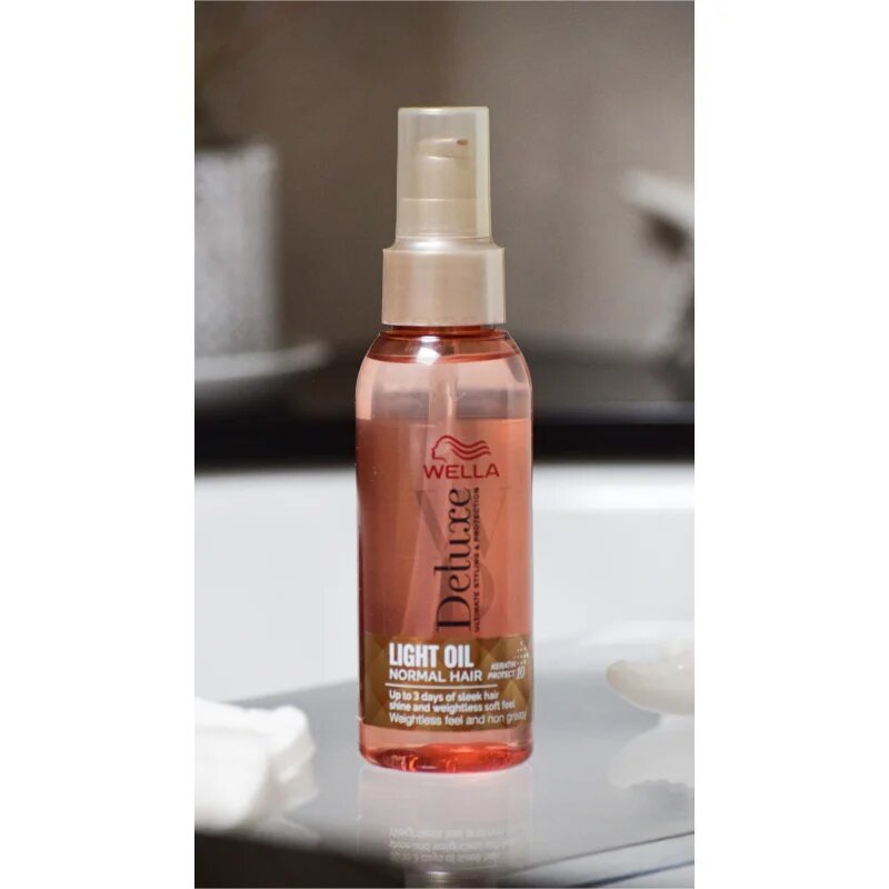 Wella Deluxe Light Oil подхранващо масло за коса 100 мл.