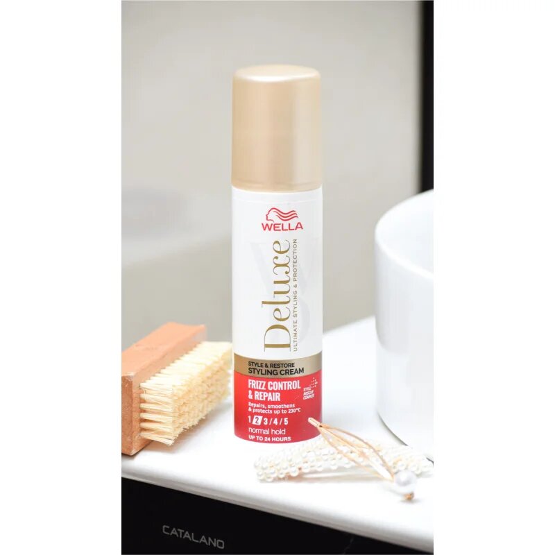 Wella Deluxe Style & Restore стилизиращ крем за изглаждане и възстановяване на увредена коса 100 мл.