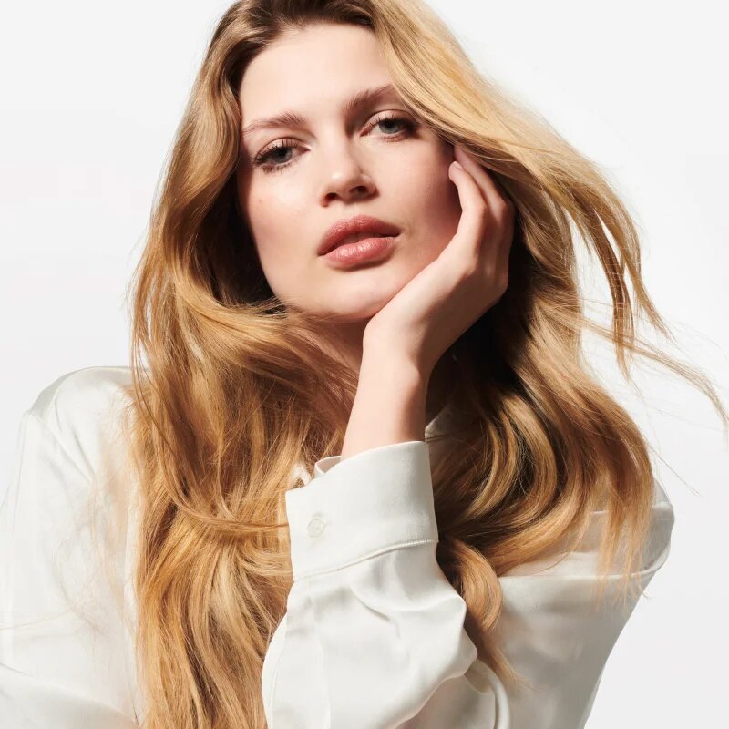 Wella Professionals Oil Reflections хидратиращ шампоан за блясък и мекота на косата 250 мл.