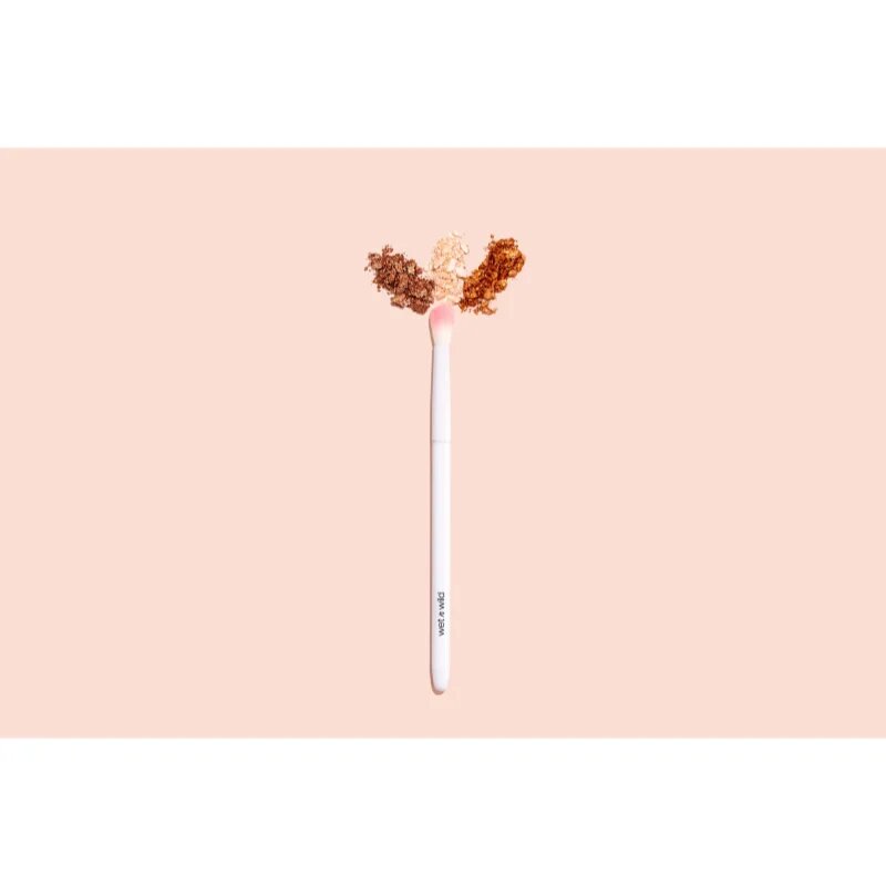 Wet N Wild Essential Crease Brush кръгла четка за сенки за очи 1 бр.