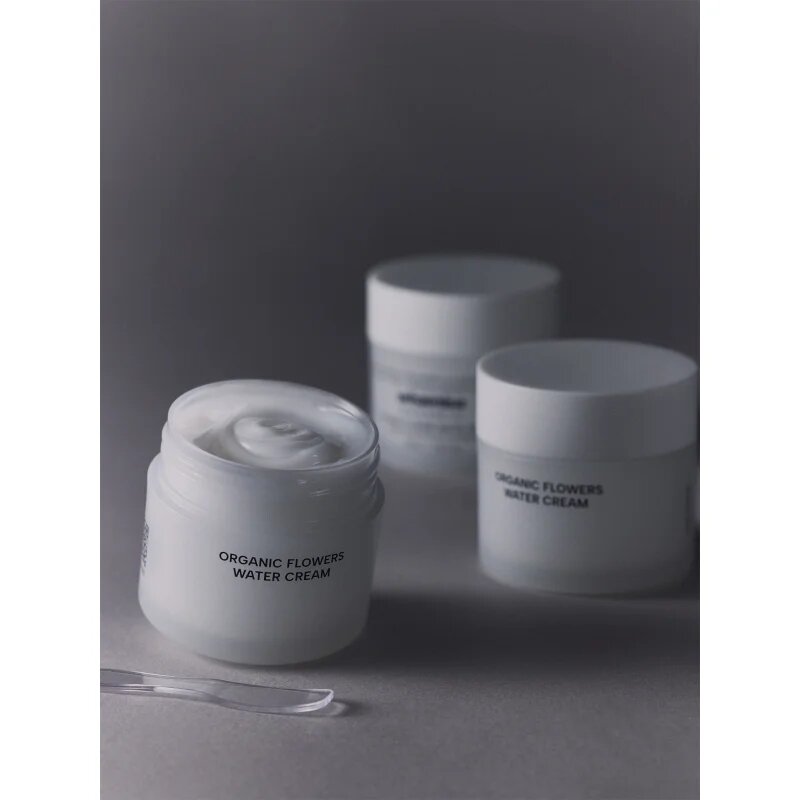 WHAMISA Organic Flowers Water Cream лек хидратиращ крем за дехидратирана кожа 50 мл.