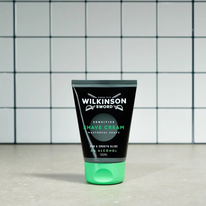 Wilkinson Sword Sensitive Shave Cream крем за бръснене за мъже 100 мл.