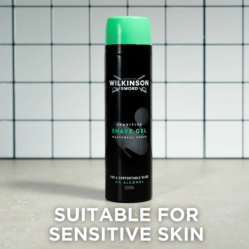 Wilkinson Sword Sensitive Shave Gel пенлив гел за бръснене за мъже 200 мл.