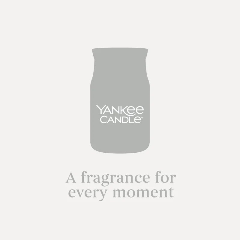 Yankee Candle Amber & Sandalwood ароматна свещ 567 гр.