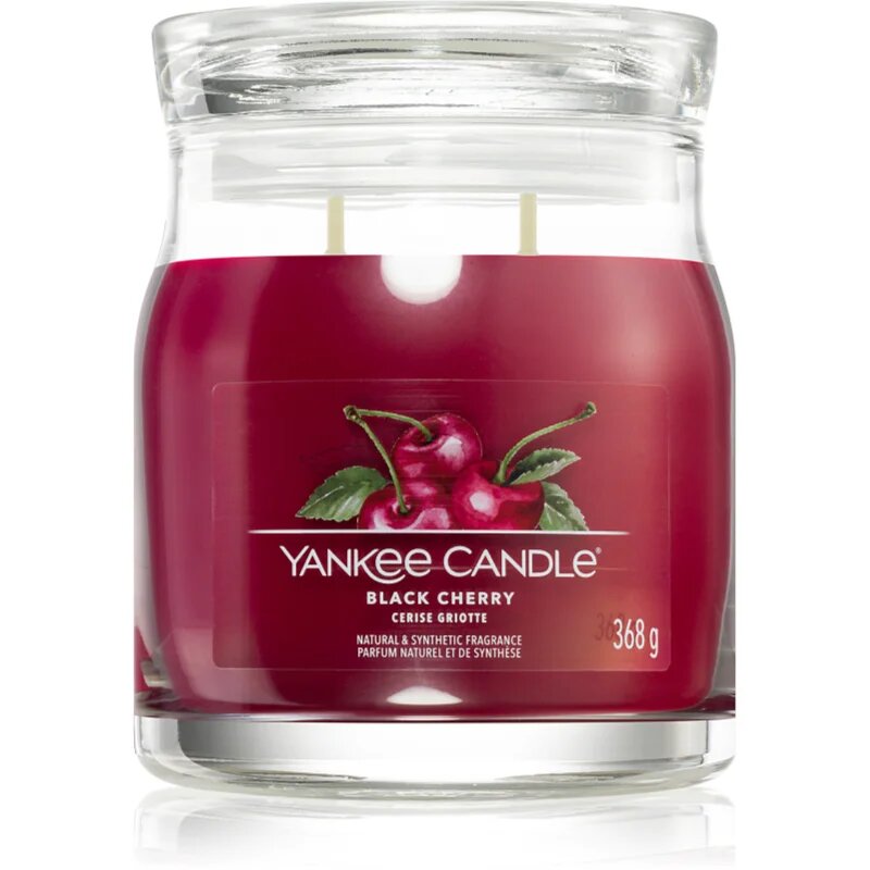 Yankee Candle Black Cherry ароматна свещ Signature 368 гр.