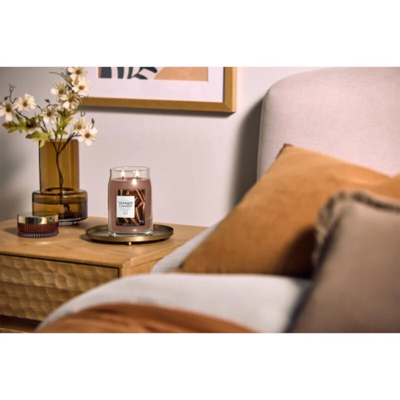 Yankee Candle Cinnamon Stick ароматна свещ Signature 567 гр.