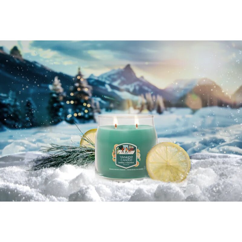 Yankee Candle Holiday Winterfest ароматна свещ Signature 368 гр.