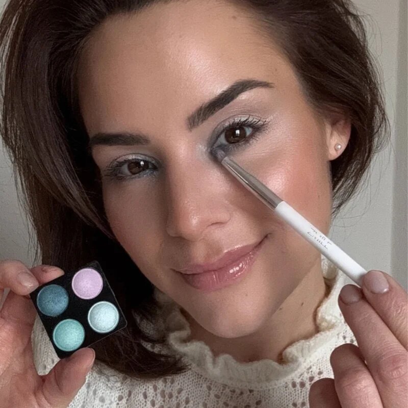 ZMILE COSMETICS Your Utensilo Brushes комплкет четки с калъф